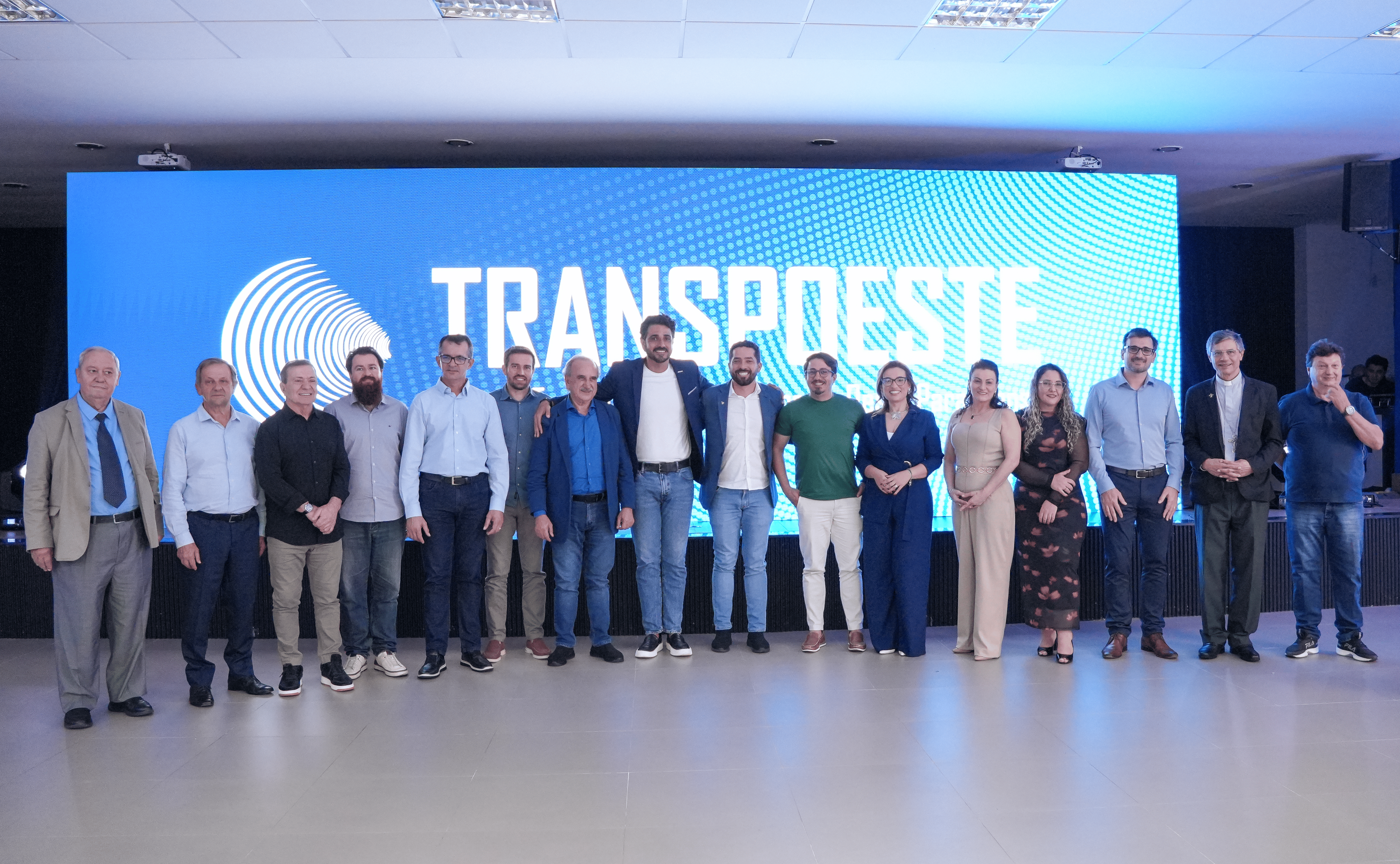 Cascavel recebe lançamento oficial da TRANSPOESTE 2027
